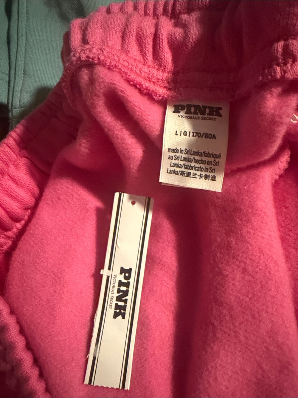 PINK Victoria's Secret Hot Pink Athletic Lounge Shorts Large-NWT - Picture 5 of 5